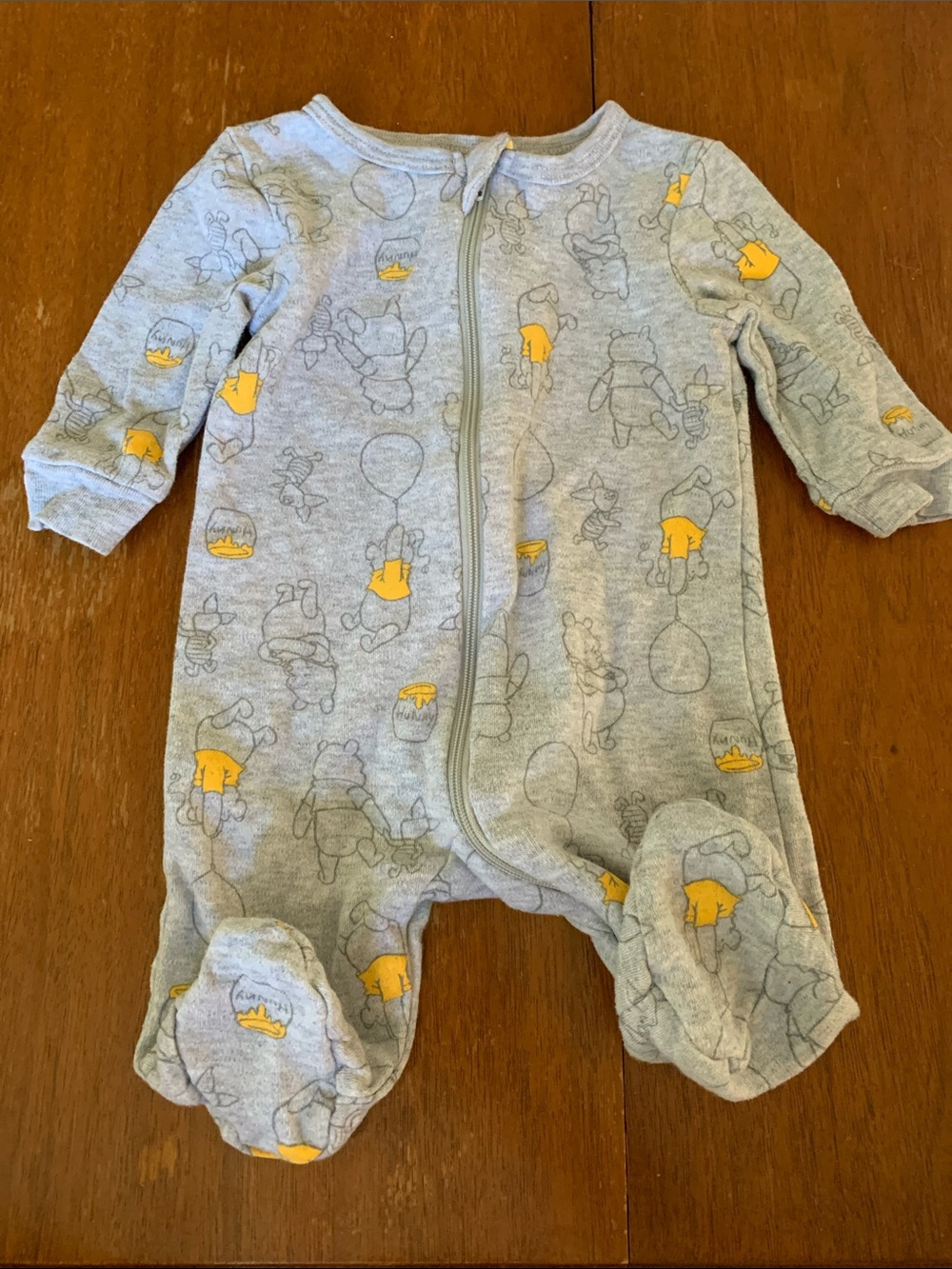 🍊5/$25 Disney Grey and Yellow Winnie the Pooh Footed Pajama One-Piece